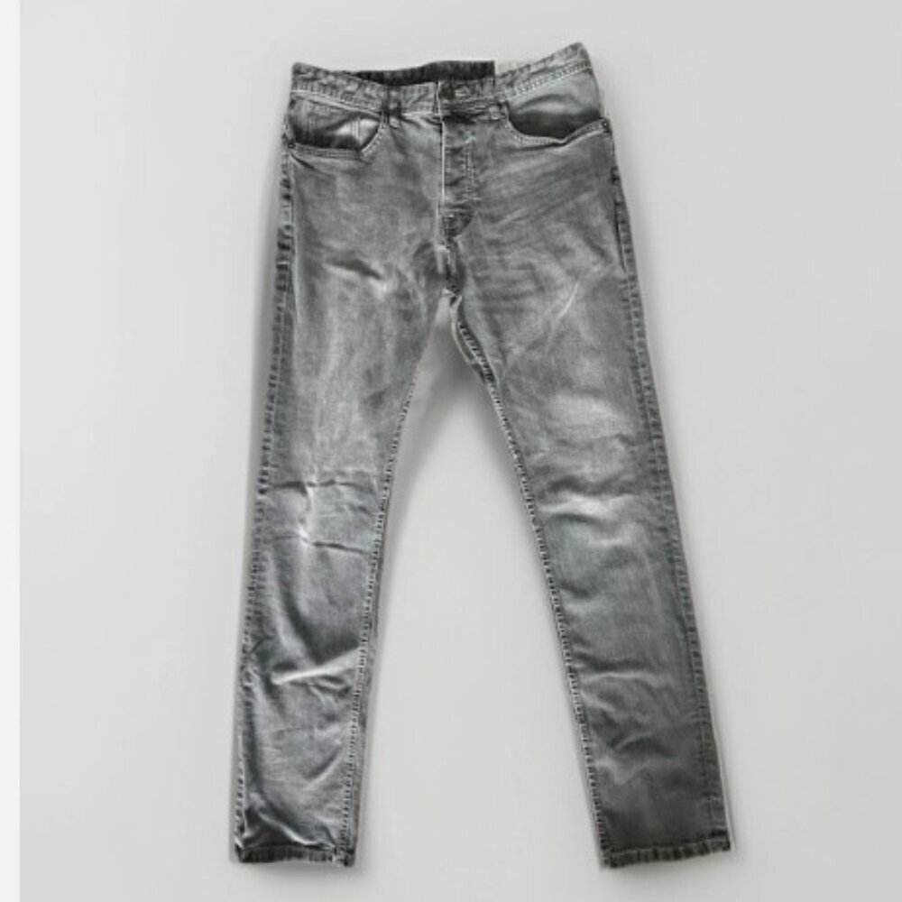 Denim Co. Menโs Gray Button Fly Straight Leg Slim Fit Jeans Size 32/34